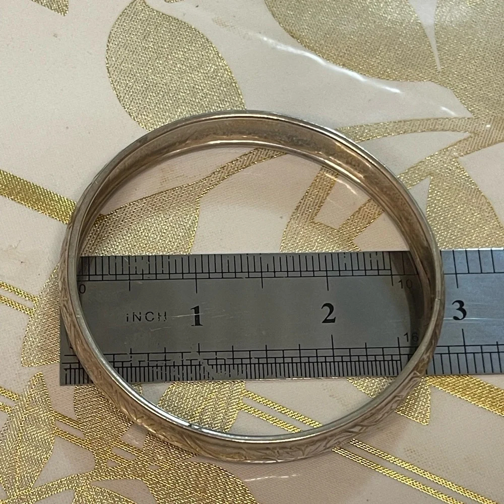 Vtg Beau American Sterling Silver Engraved Bangle Bracelet - 13g, Size 6-7”